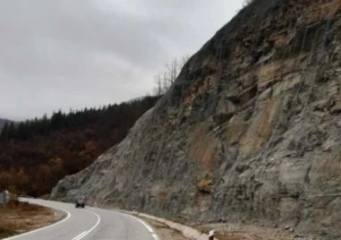 Катастрофа блокира Прохода на Републиката, има жертва и ранени