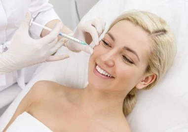 Майки и дъщери в надпревара за нови устни преди баловете: Дерматолози предупреждават в Пловдив за опасни корекции