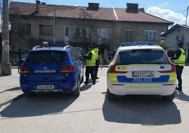 Мащабна акция в Пазарджишко: Жандармерия и полиция с масови проверки, 14 души са в ареста
