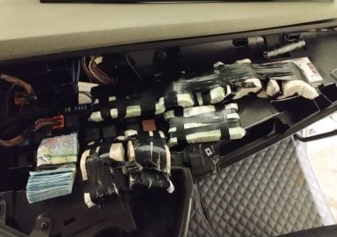 Митничари спипаха над 100 хил. евро, скрити в камион на границата