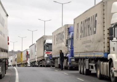Турски превозвачи протестираха на ГКПП „Капъкуле срещу дългото чакане на митническите пунктове с България