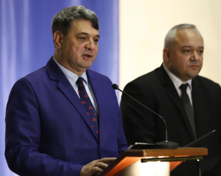 От Държавна сигурност до листата в Пловдив: Знаеше ли Радев за миналото на Петър Тодоров?