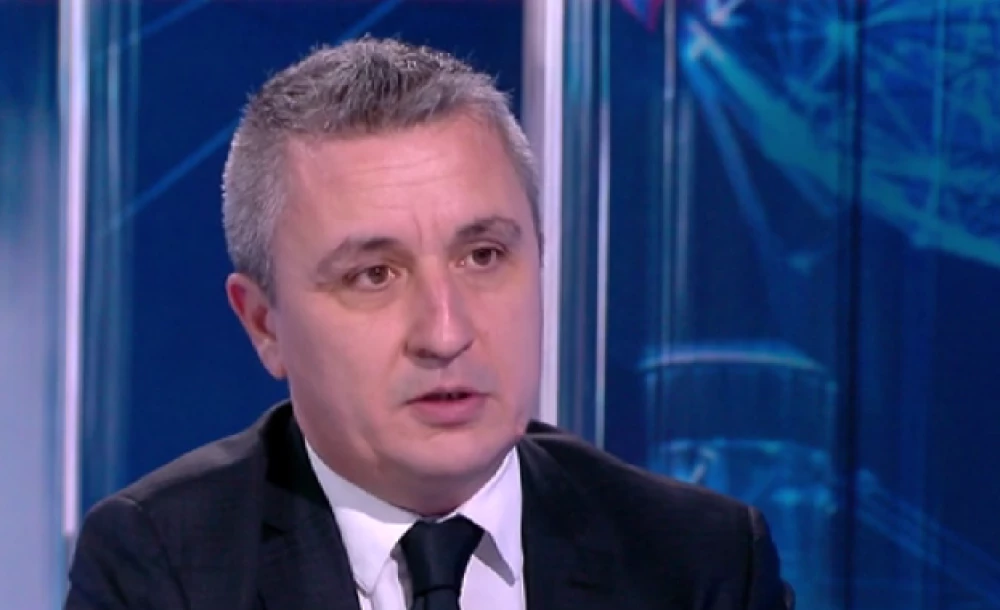 Александър Николов: С над 40% може да скочат цените в енергийния сектор