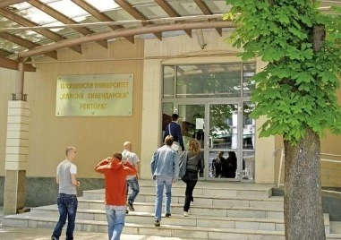 Бум на икономисти и медици: кои специалности са най-желани от студентите у нас?