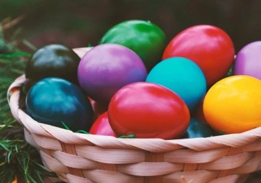 Хитри трикове за най-красивите великденски яйца у дома