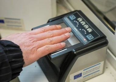 От утре влиза системата за външни граници на ЕС