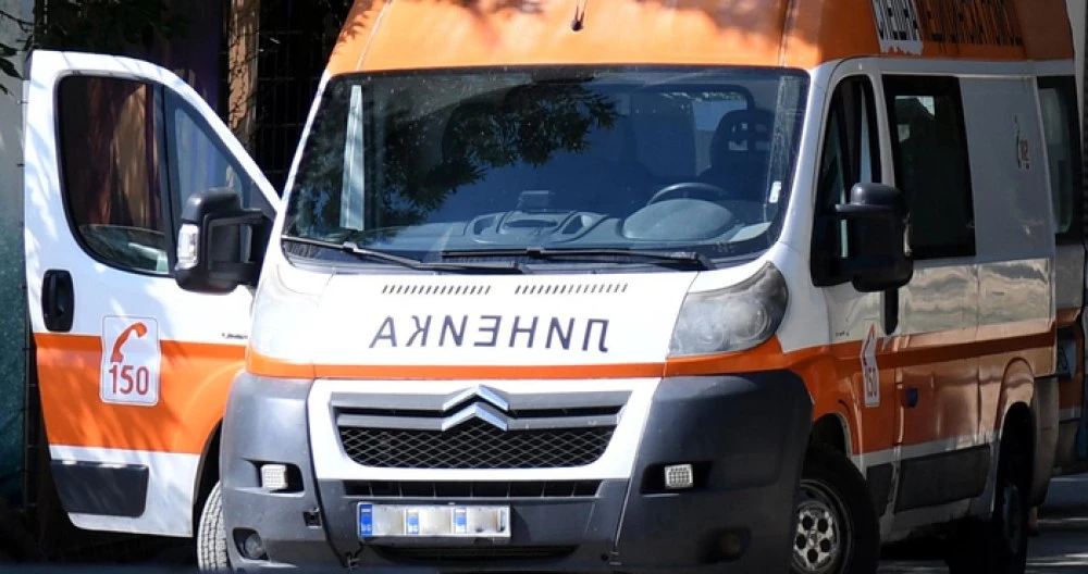 Почина работникът, който падна от скеле в Бургас