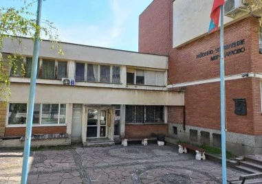 Съдът отмени наказание на разследващ полицай от Пловдивско за „надписани часове извънреден труд