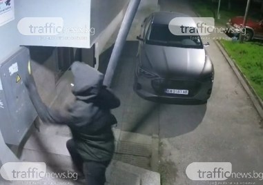 Вандал наръга кола в района на Младежкия хълм, камера улови лицето му ВИДЕО