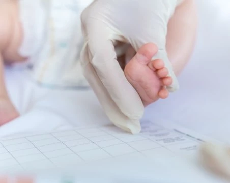 Нови изследвания ще откриват редки болести при новородени