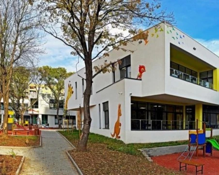 Ремонтират с над 9 млн. евро училища и болници в 49 общини по 