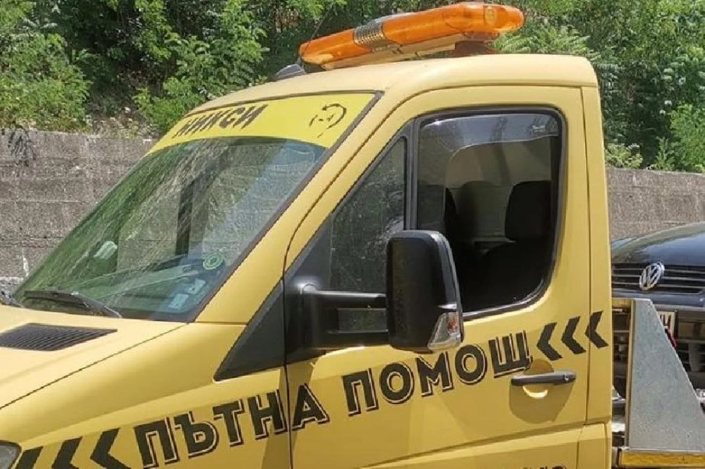 Над 300 камиона на пътната помощ блокират Околовръстното в София