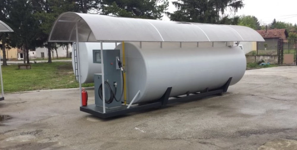 Пловдивски инспектори погнаха селска бензиностанция, блокираха над 13 хил. литра гориво