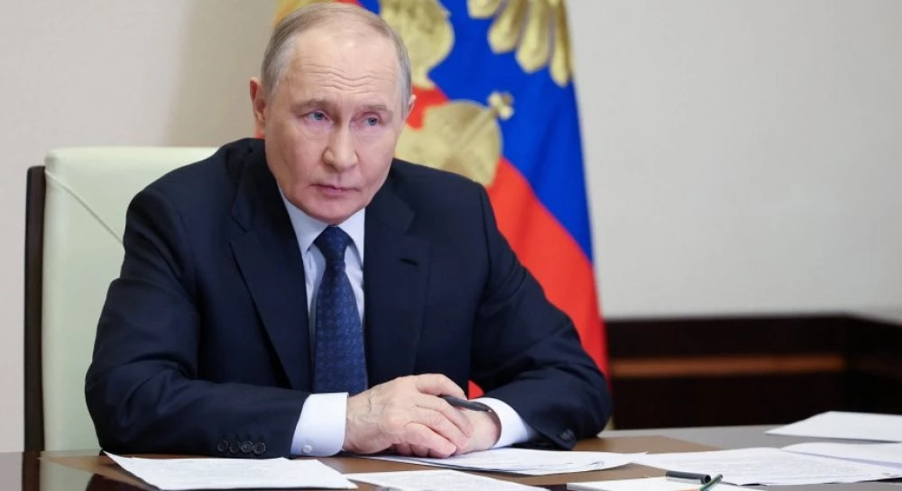 Путин обяви великденско прекратяване на огъня с Украйна