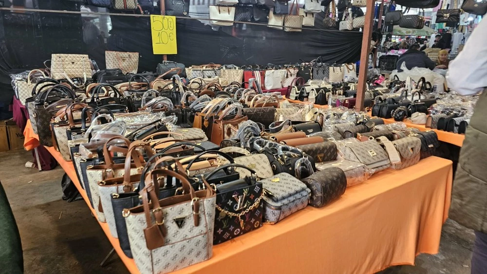 Собственик на магазин за стоки менте в „Столипиново