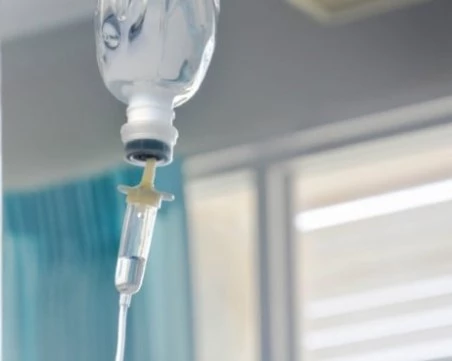 Хора без медицинско образование предлагат интервенозни вливки на витамини и оксиданти