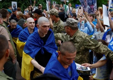 Украйна посрещна 175 пленени военни и 7 цивилни
