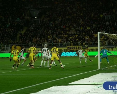 Бoтев търси задължителна победа, но се надява и на грешка на другите отбори, за да влезе в топ 8