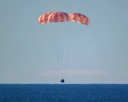 След историческата мисия: Астронавтите на 