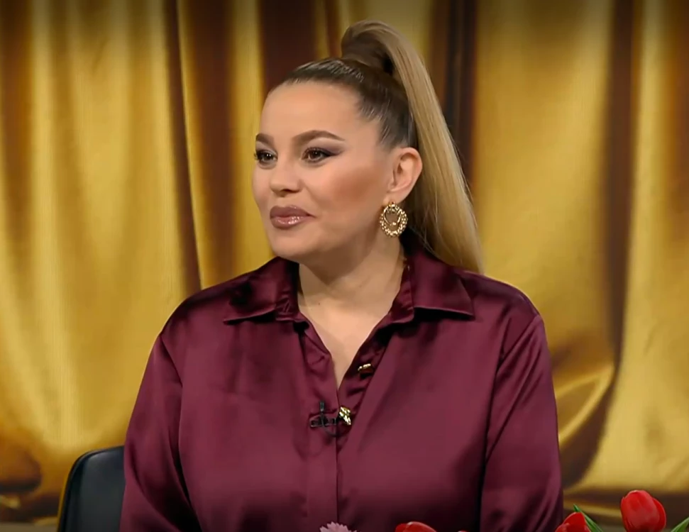 Деси Слава: Музиката е моето спасение