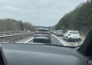 Километрична тапа преди Траянови врата в края на празниците