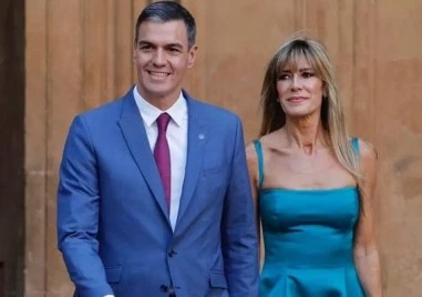 Обвиниха в корупция съпругата на испанския премиер