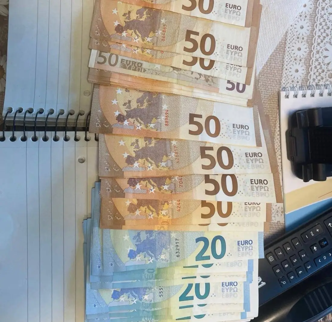 4115 евро и тетрадки с имена: Трима задържани при акция срещу купуване на гласове в Плевен