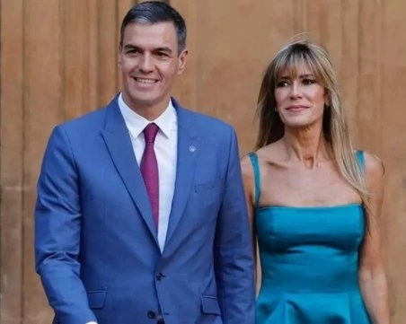 Обвиниха в корупция съпругата на испанския премиер