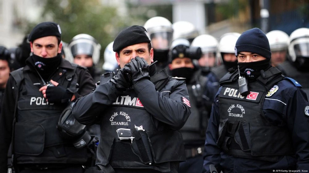 При мащабна операция: Турската полиция залови 525 души, заподозрени за връзки с „Ислямска държава