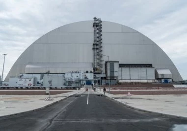 Потенциална опасност: Възможно ли е радиация да тръгне от повредения щит на Чернобил