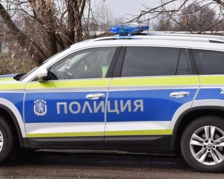 Арестуваха 12 души с наркотици в Пазарджишко