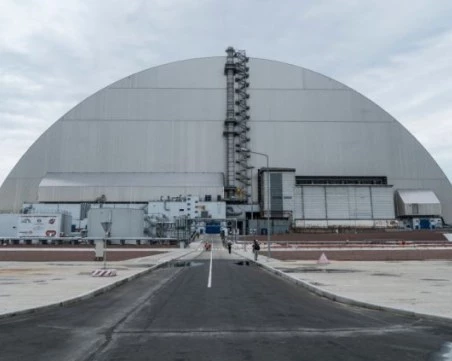 Потенциална опасност: Възможно ли е радиация да тръгне от повредения щит на Чернобил