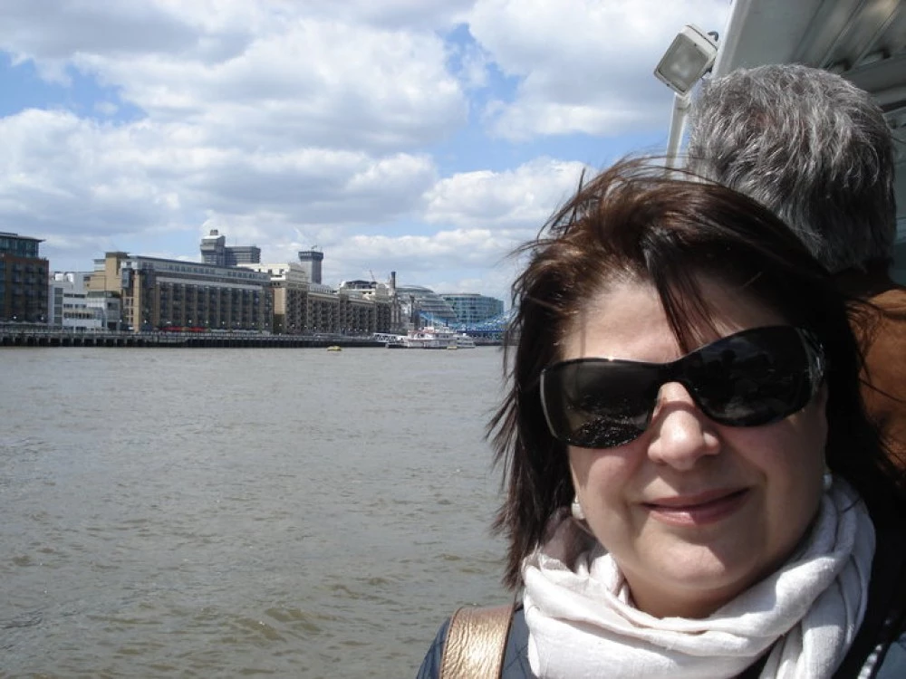 Напусна ни галеристката Олга Петрова