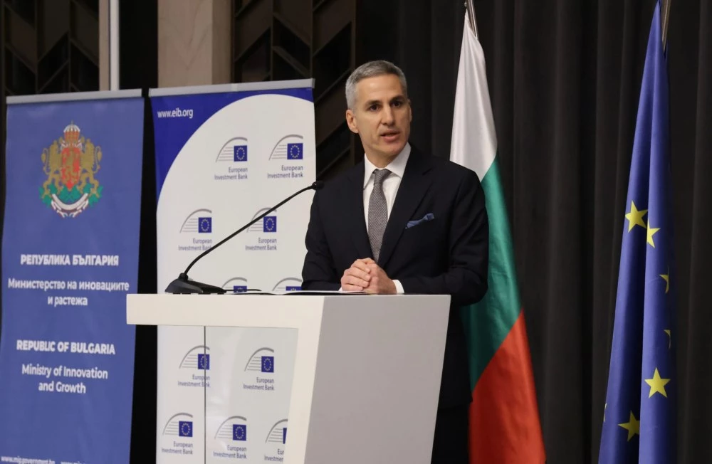 Премиерът Гюров: Създаваме условия за технологии и индустрии, които имат значение и за България, и за Европа
