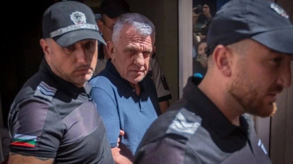 Тихо споразумение: Паскал сключи сделка за условна присъда по шумното митническо дело