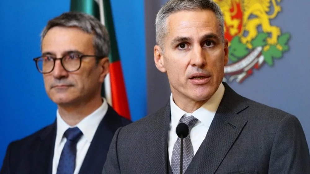 Удължиха с 6 месеца дерогацията за работата на „Нефтохим Бургас”