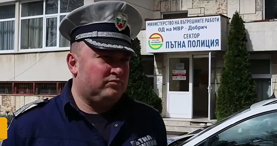 Младежите, които се возиха на тавана на кола, искали да изпитат по-силно усещане за забавление