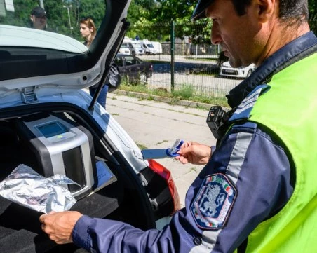 МВР готви нова наредба за тестове за наркотици сред служителите