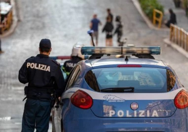 Банкови обирджии държаха 25 души като заложници в Италия