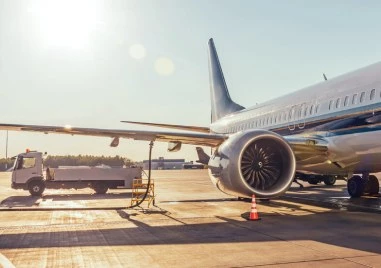 Европа има самолетно гориво за 6 седмици, твърди МАЕ