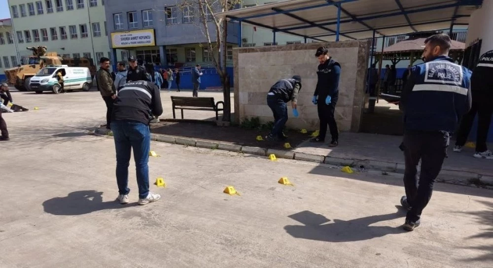 Над 160 са задържаните заради стрелбите в училища в Турция