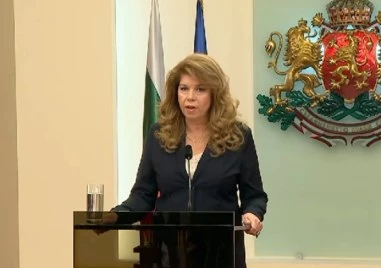 Илияна Йотова в обръщение към народа: Протестите показаха, че няма власт, която да е по-силна от гражданите