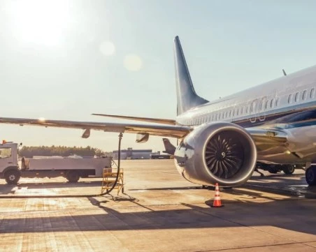 ЕК: При недостиг на керосин ще освободим част от запасите