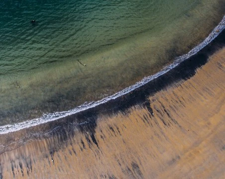 Трима уволнени заради масивен петролен разлив в Мексиканския залив