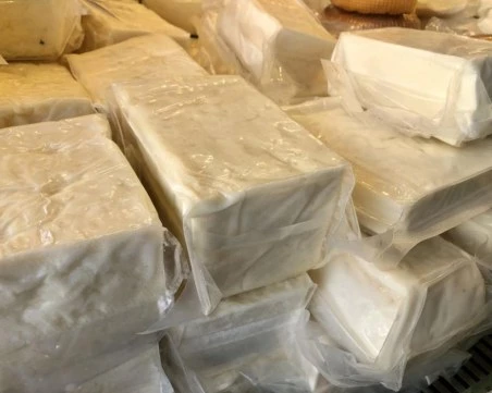 Унищожават над 570 кг млечни и рибни продукти, иззети на „Капитан Андреево