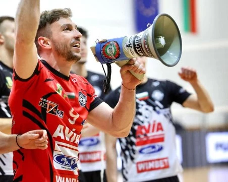 Волейболният Локомотив призова феновете за подкрепа за решителния двубой с Нефтохимик