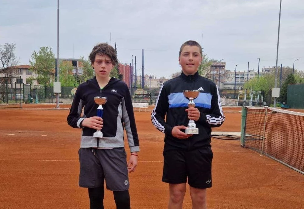 Пловдивски тенисист спечели титлата на Държавното първенство до 14 години, пловдивски триумф и на двойки
