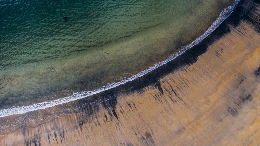 Трима уволнени заради масивен петролен разлив в Мексиканския залив