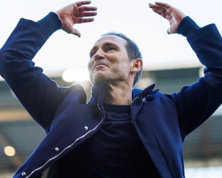 Ковънтри се завърна във Висшата лига след 25 години