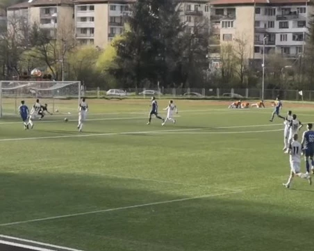 Спартак поведе с 2:0, но загуби от Родопа